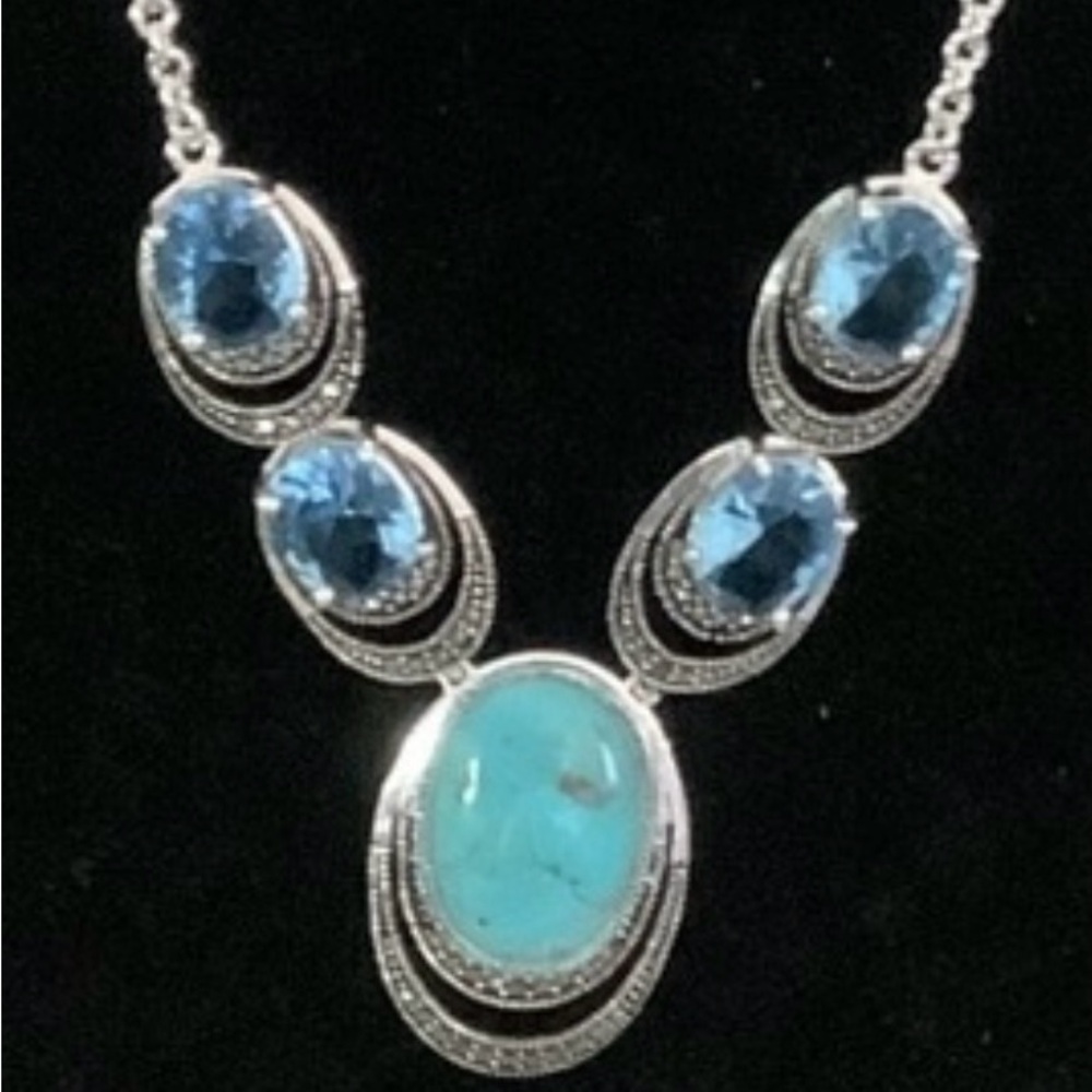 Fashion Jewelry Blue Stones Beautiful Necklace.